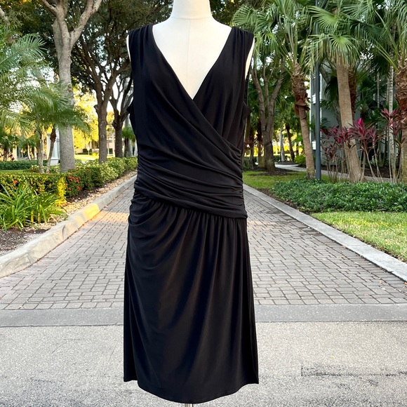 Ralph Lauren Evening Black Dress Size 14 Sleeveless Lace Back Stretch Ruched - Picture 3 of 15